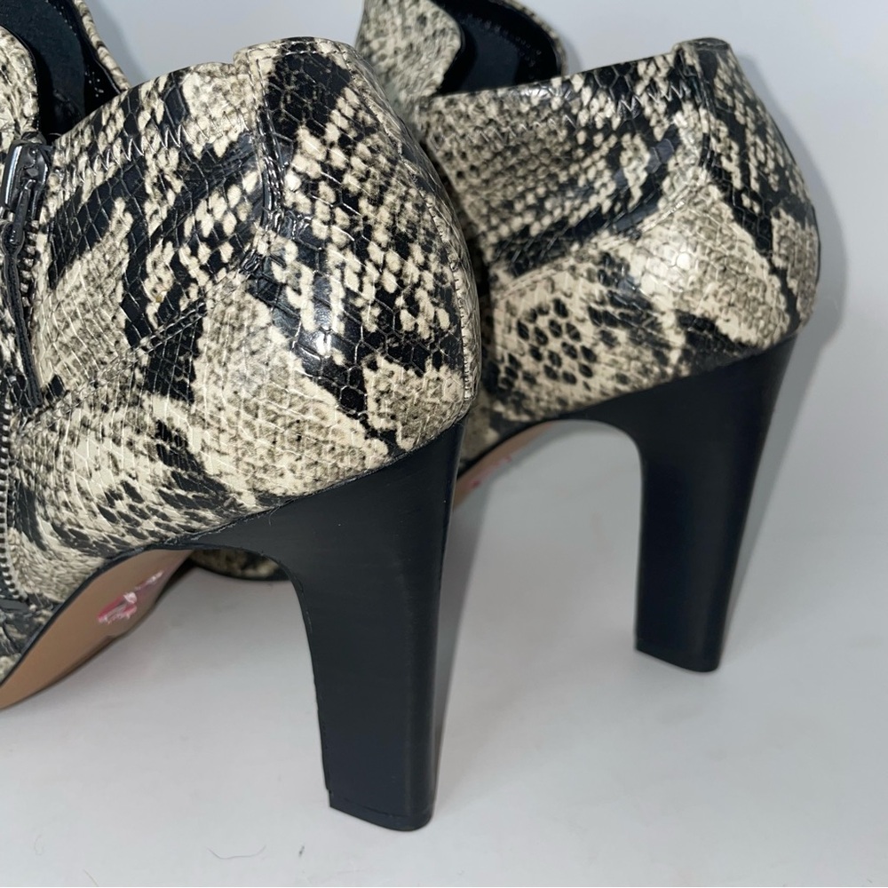 FRANCO SARTO KORA Snake Print Ankle Boots Booties Size 10 - Picture 4 of 11